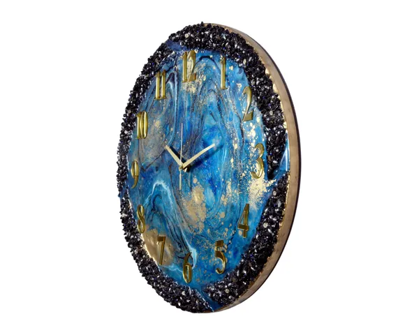 Multicolor_Wood_&_Resin_Epoxy_Handmade_Wall_Clock_With_Blue_Coated_Glittered_Crystals_And_Small_Pieces_Of_Glass_High_Quality_Glorious_Piece