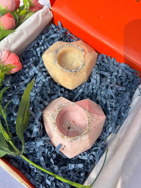 Multicolor_Wood_&_Resin_Gift_Valentine_Day_Red_Heart_Candle_Holder