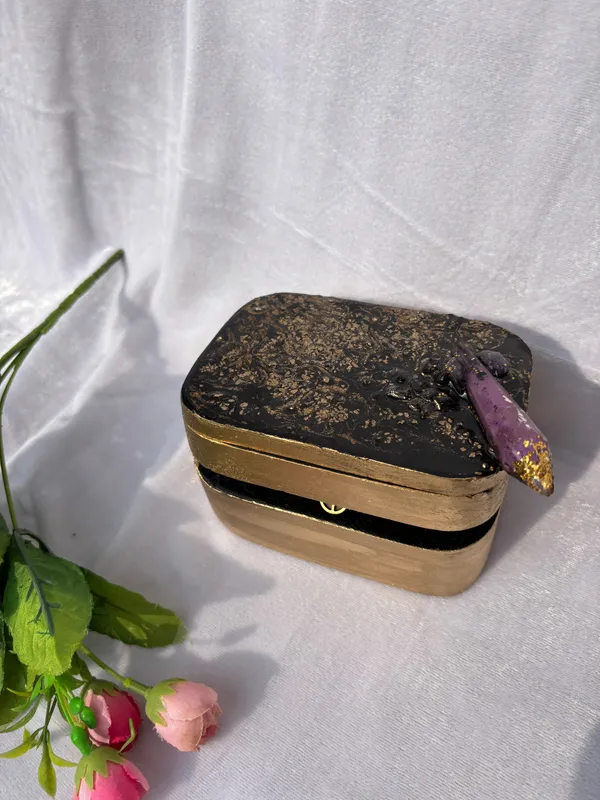 Multicolor_Resin_Valentine'S_Day_Gift_Wooden_Jewelry_Box,_Bracelet_Holder_&_Jewelry_Organize