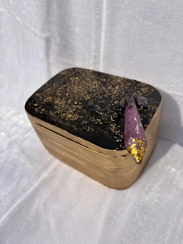 Multicolor_Resin_Valentine'S_Day_Gift_Wooden_Jewelry_Box,_Bracelet_Holder_&_Jewelry_Organize