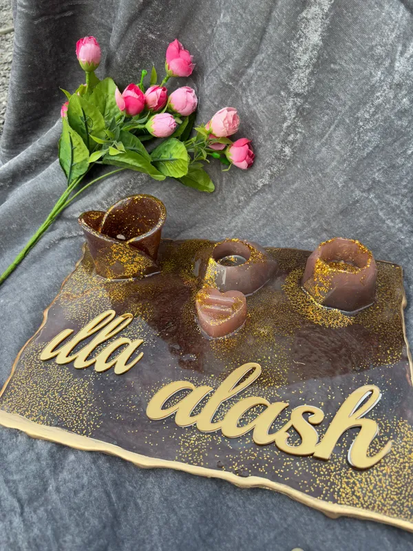 Multicolor_Wood_&_Resin_Personalized_Wedding_Tray_With_Ring_Holders