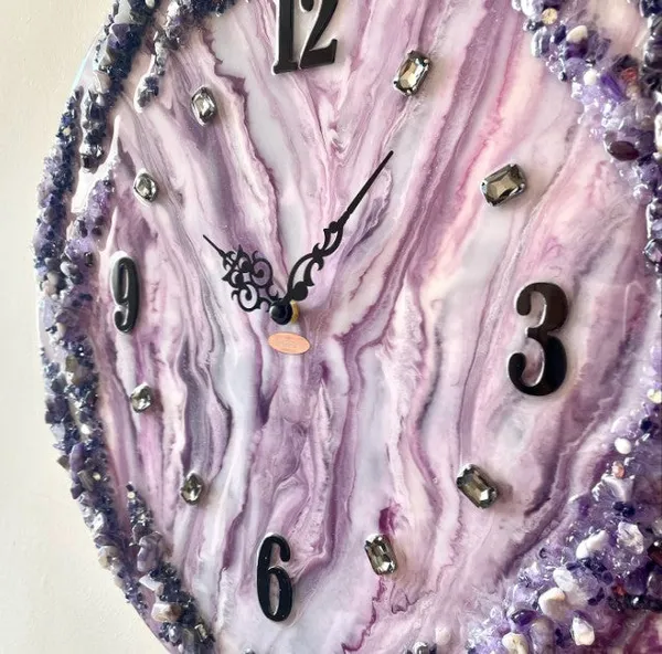 Multicolor_Wood_Handmade_Wall_Clock_With_Purple_Coated_Glittered_Crystals_And_Small_Pieces_Of_Glass_High_Quality_Glorious_Piece