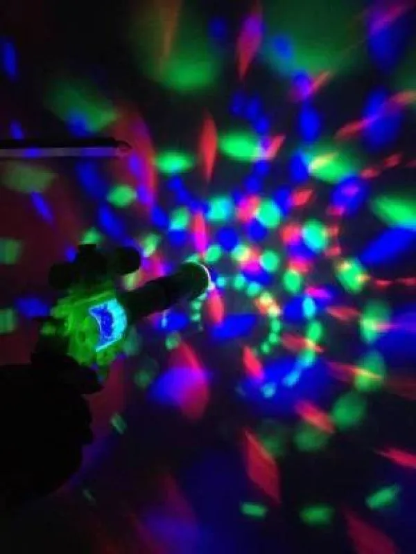 Green_Electric_Strike_Gun_|_3D_Projection_Lights_and_Sound_|_For_Kids