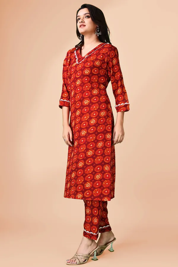 Woman_Red_Gota_Pati_Printed_Kurti_Pant