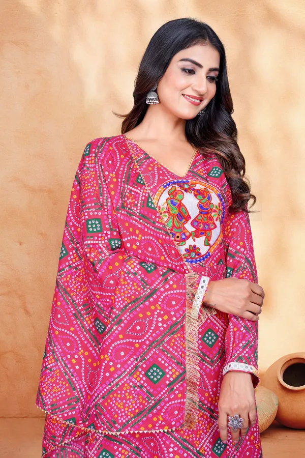 Bandhani_Embroidered_Pink_Navratri_Gown