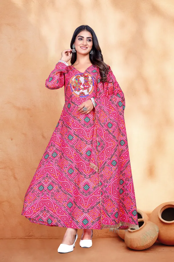 Bandhani_Embroidered_Pink_Navratri_Gown
