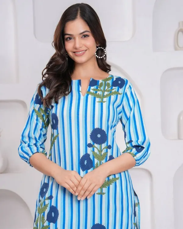 Blue_Floral_Striped_Kurta_Set