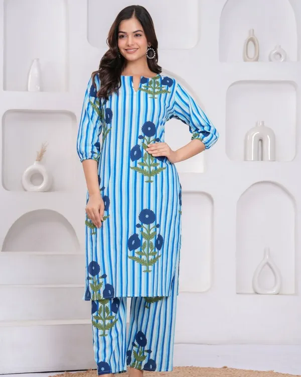 Blue_Floral_Striped_Kurta_Set