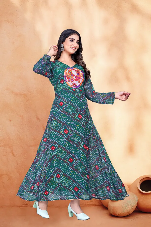 Embroidered_Green_Navratri_Gown_With_Dupatta_Set