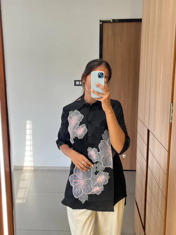 Floral_Embroidered_Black_Top
