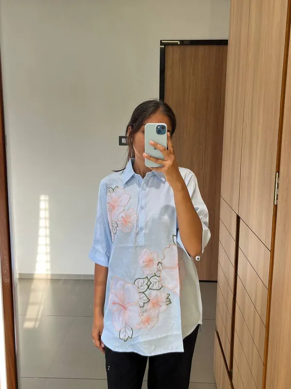 Floral_Embroidered_SkyBlue_Top