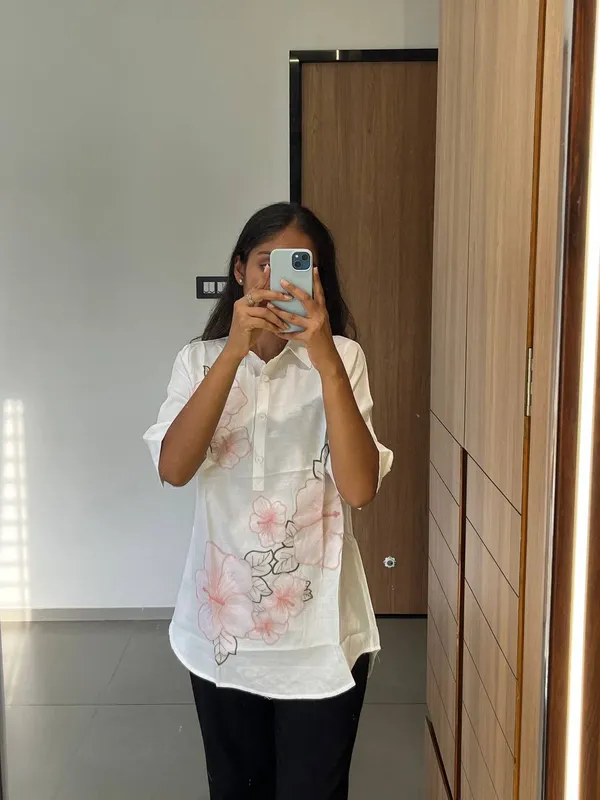 Floral_Embroidered_White_Top