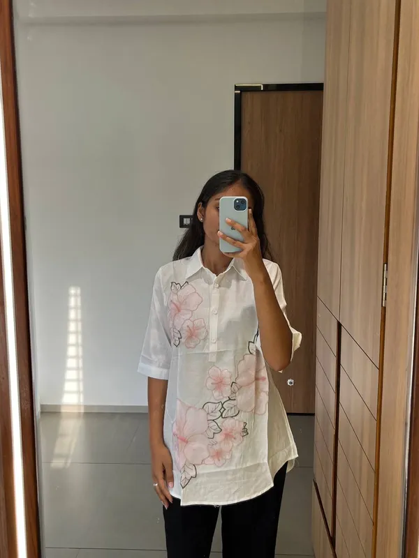Floral_Embroidered_White_Top