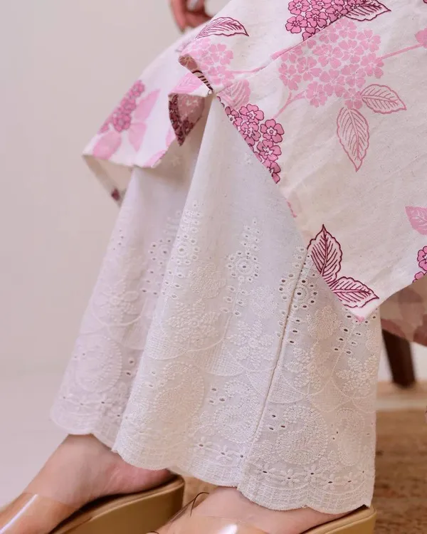 Light_Pink_Printed_Sleeveless_Cotton_Kurta_with_Palazzo_Set