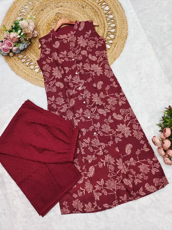 Maroon_Printed_Sleeveless_Cotton_Kurta_with_Palazzo_Set