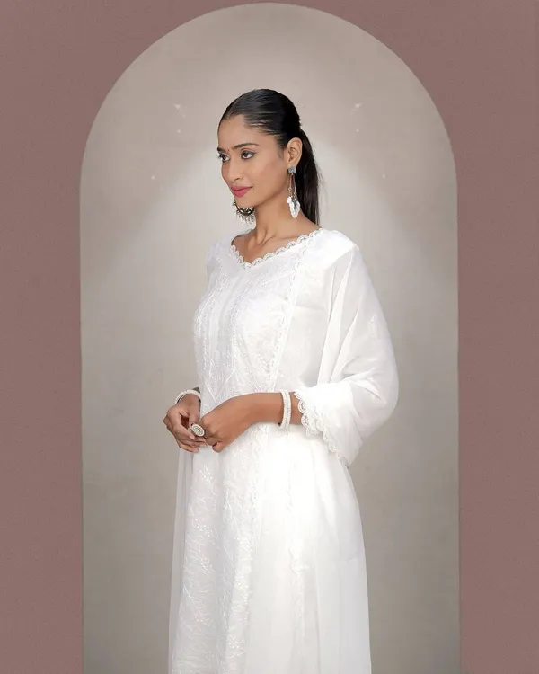 White_Embroidered_Kurta_Palazoo_with_Dupatta
