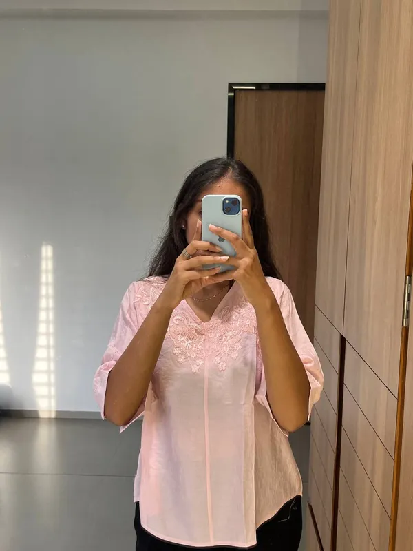 Ligth_Pink_Embroidered_V-Neck_Top