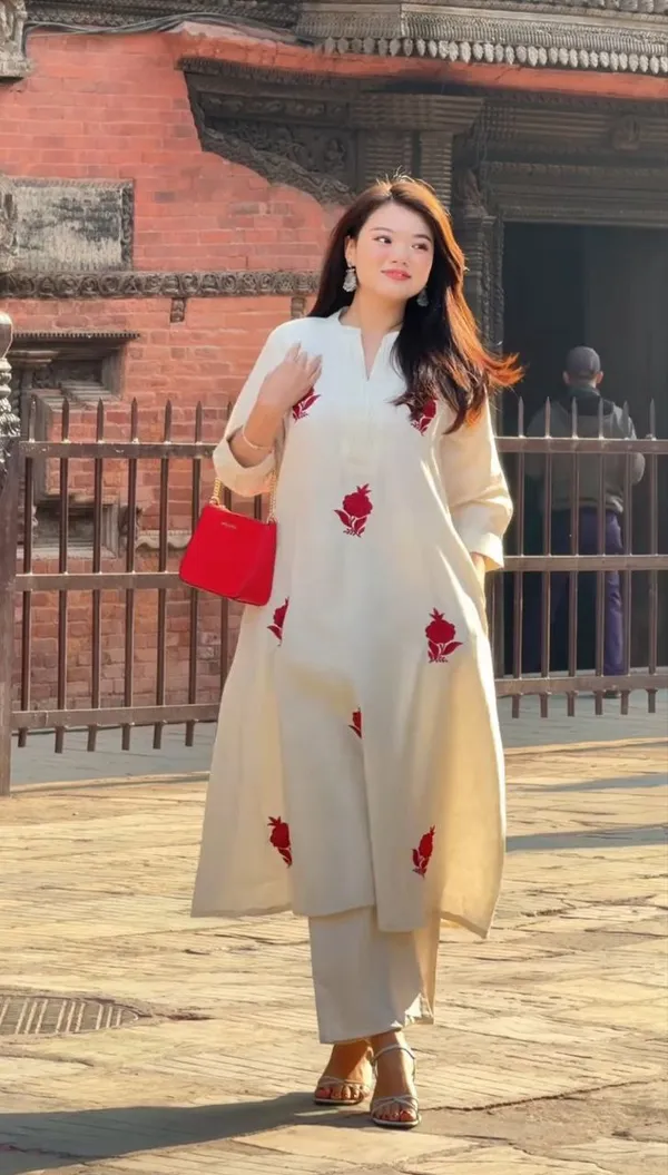 Pure_Chanderi_White_Kurta_with_Red_Embroidery