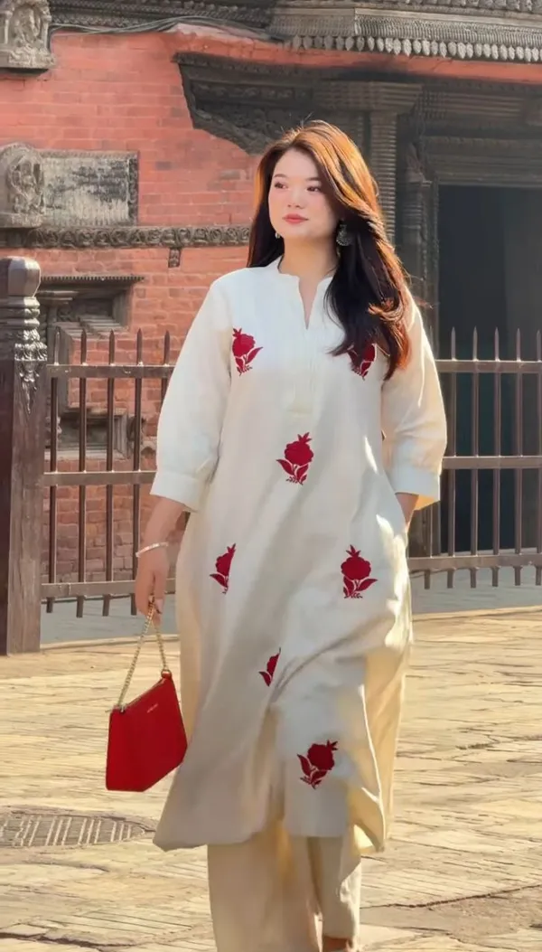 Pure_Chanderi_White_Kurta_with_Red_Embroidery