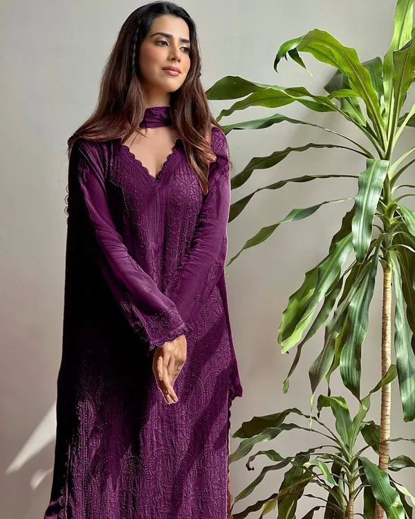 Purple_Embroidered_Kurta_Palazoo_with_Dupatta