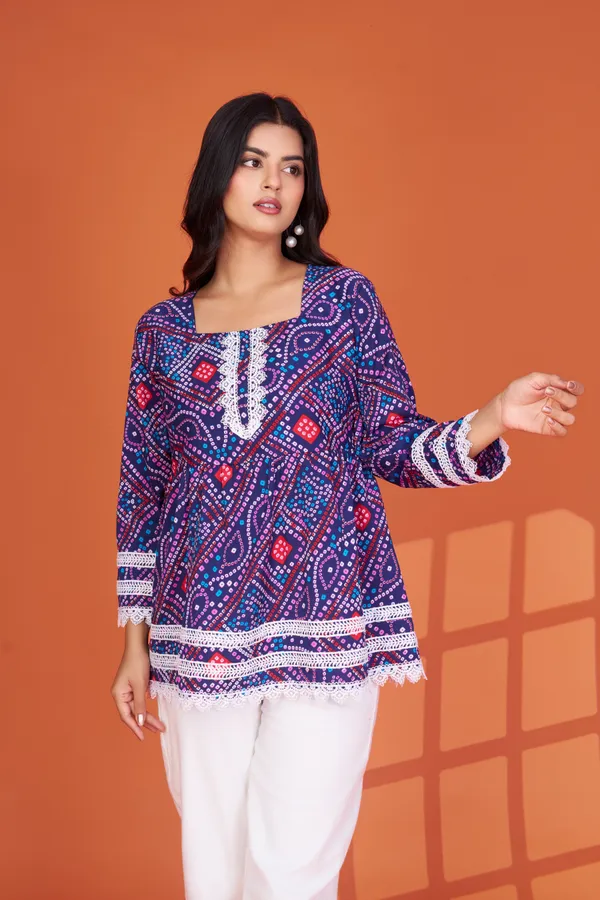 Women's_Printed_Delta_Silk_Tunic_with_Lace_Detailing_and_Square_Neck