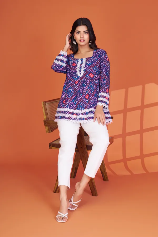 Women's_Printed_Delta_Silk_Tunic_with_Lace_Detailing_and_Square_Neck