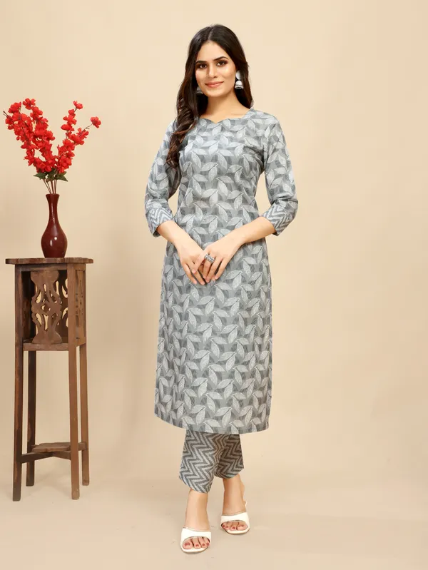 Grey_Pure_Cotton_Leaf_Printed_Kurta_Pant_Set