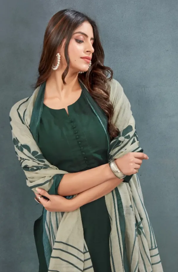 Green_Plain_Kurta_Pant_With_Dupatta_Suit