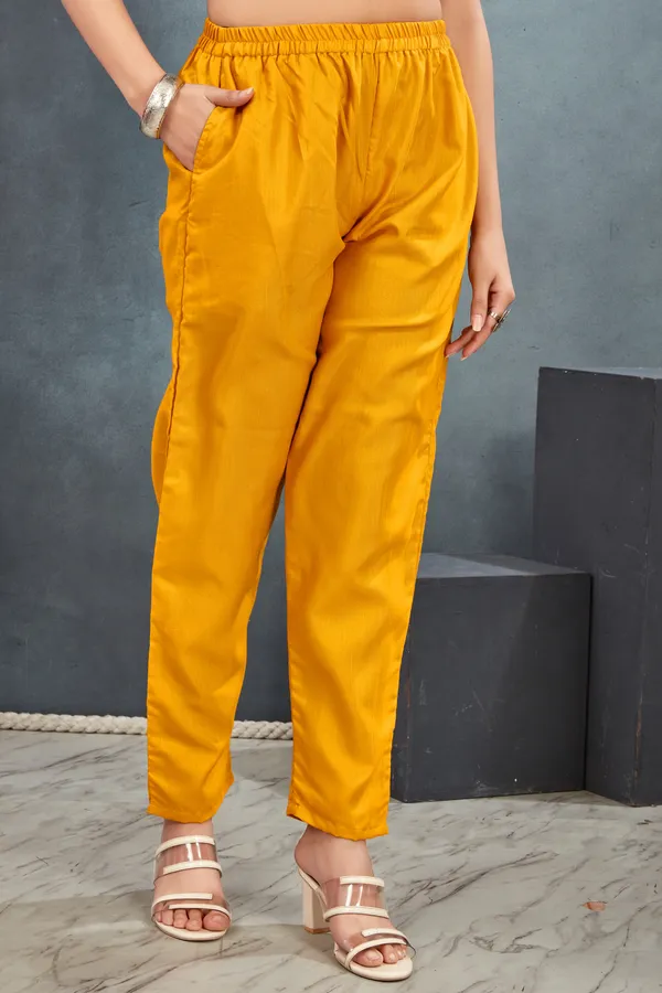 Rayon_Straight_Kurta-Pant_&_Dupatta