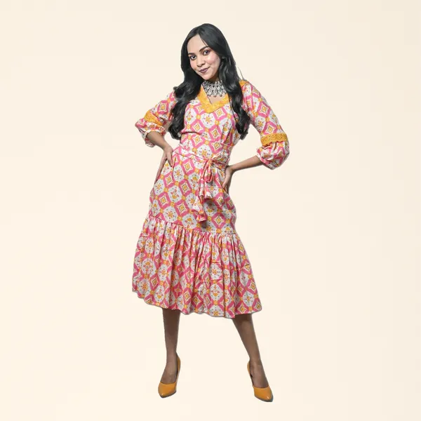 Mokaiassociates Pink Cotton A-Line V-Neck Midi Dress With Waist Belt Price  in India - Buy Mokaiassociates Pink Cotton A-Line V-Neck Midi Dress With  Waist Belt online at https://minaakshigangaa.com