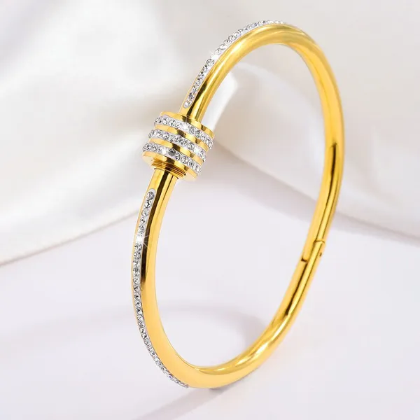 Golden_Pvd_Plated_Stainless_Steel_Bracelet_For_Women