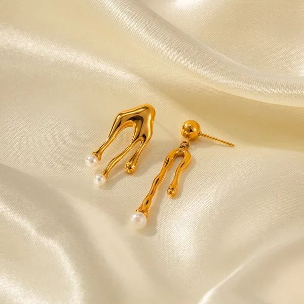 Golden_Pvd_Plated_Stainless_Steel_Earrings_For_Women