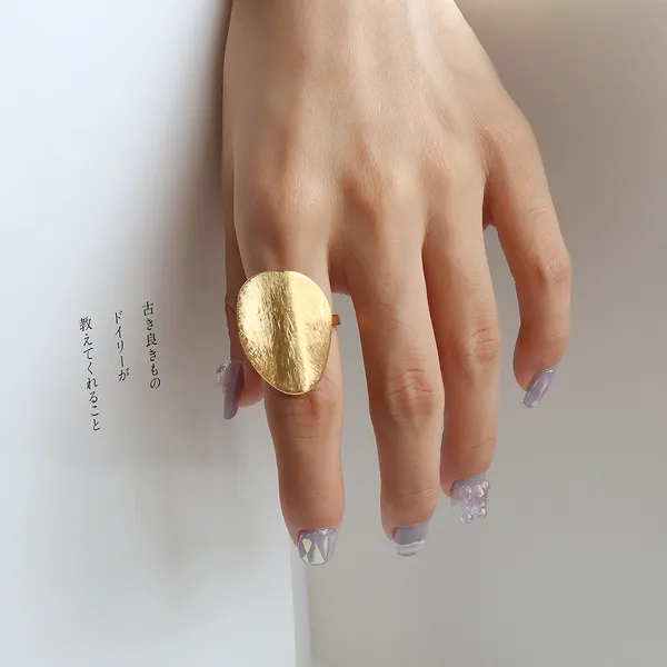Golden_Pvd_Plated_Stainless_Steel_Ring_For_Women