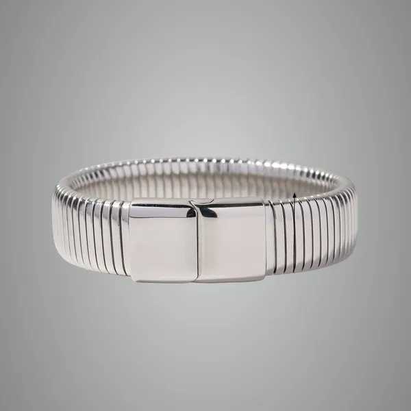 Golden_Pvd_Plated_Stainless_Steel_Bangle_For_Women