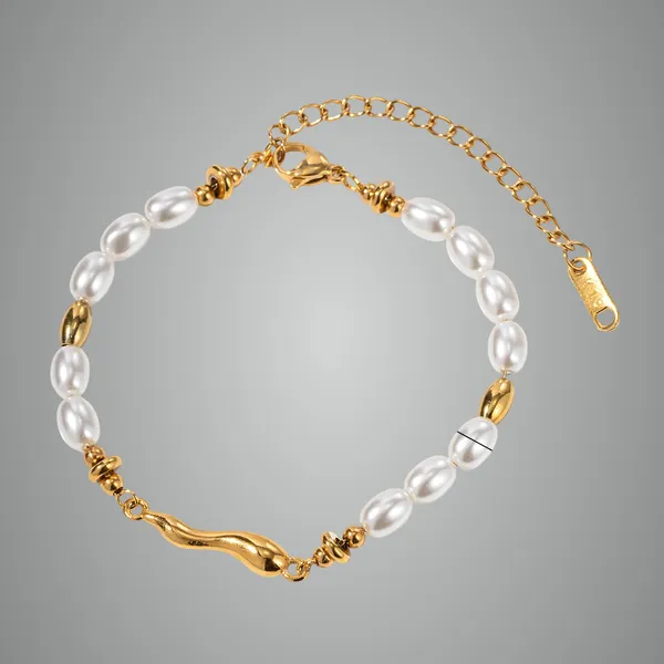 Golden_Pvd_Plated_Stainless_Steel_&_Freshwater_Pearl_Bracelet_For_Women