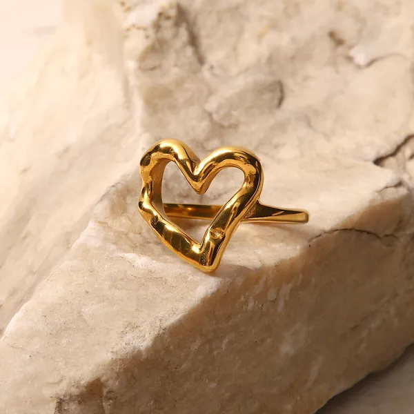 Golden_Pvd_Plated_Stainless_Steel_Ring_For_Women