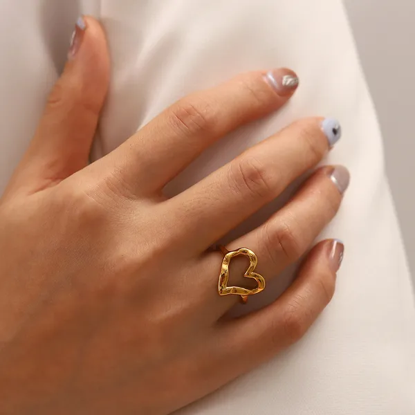 Golden_Pvd_Plated_Stainless_Steel_Ring_For_Women