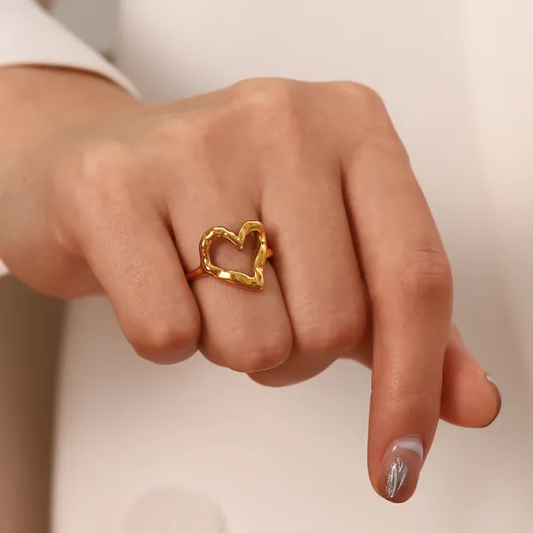 Golden_Pvd_Plated_Stainless_Steel_Ring_For_Women