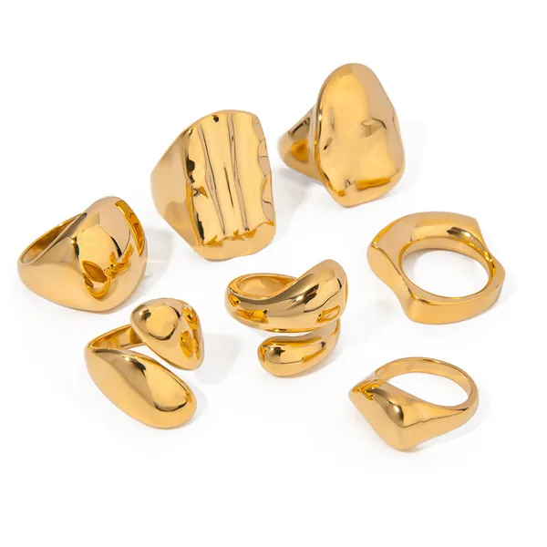 Golden_Pvd_Plated_Stainless_Steel_Ring_For_Women