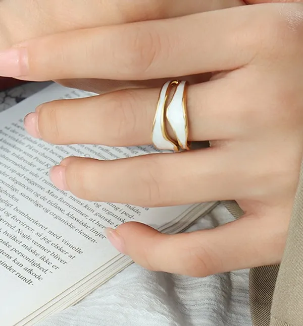 White_Pvd_Plated_Stainless_Steel_Ring_For_Women