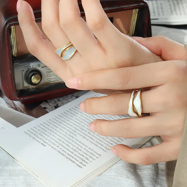 White_Pvd_Plated_Stainless_Steel_Ring_For_Women