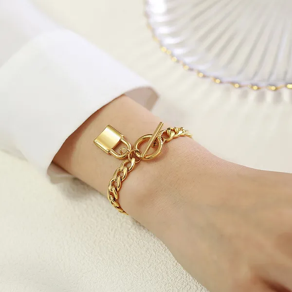 Golden_Pvd_Plated_Stainless_Steel_Bracelet_For_Women