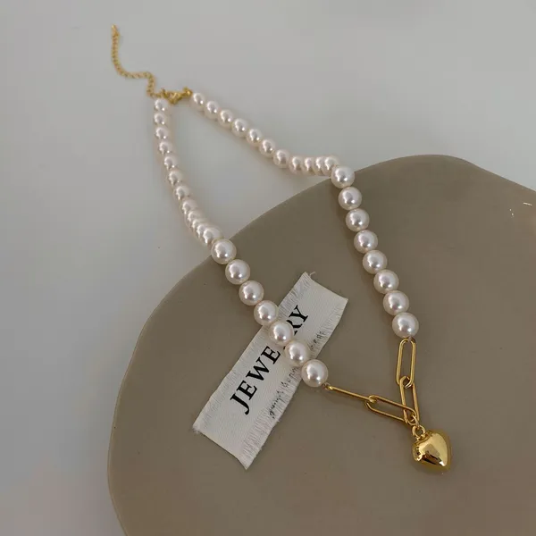Golden_Pvd_Plated_Stainless_Steel_&_Freshwater_Pearl_Bracelet_For_Women