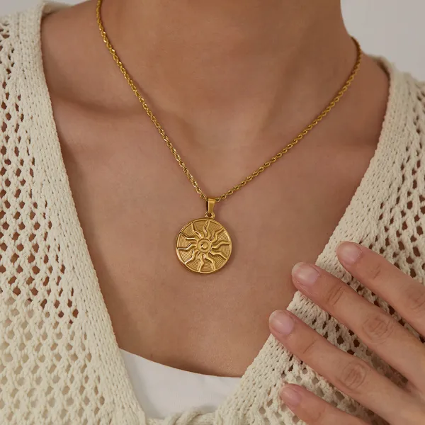 Golden_Pvd_Plated_Stainless_Steel_Pendant_For_Women