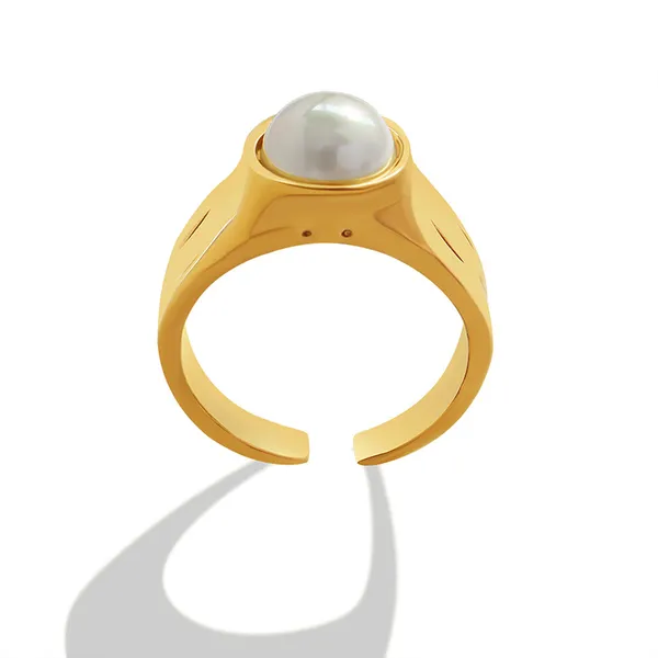 Golden_Pvd_Plated_Stainless_Steel_Ring_For_Women