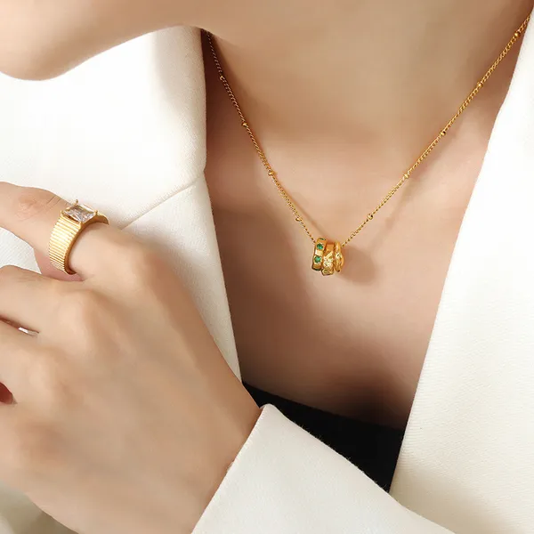 Golden_High_Polishing_Pvd_Plated_Stainless_Steel_Pendant_For_Women