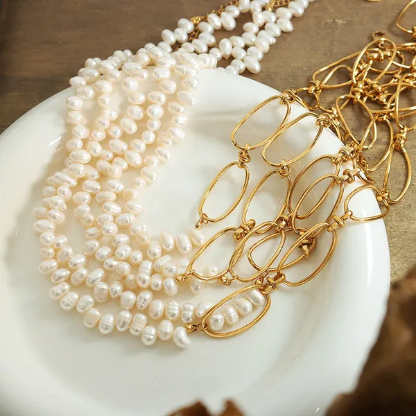 Golden_Stainless_Steel_&_Freshwater_Pearl_Necklace_For_Women