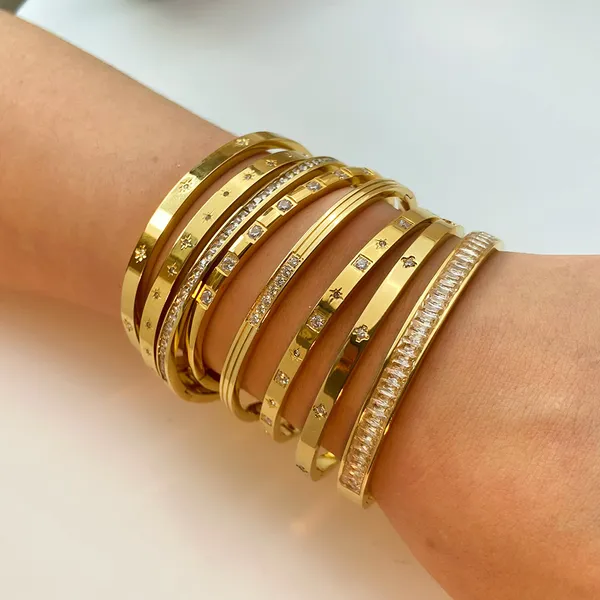 Golden_High_Polishing_Pvd_Plated_Stainless_Steel_Bracelet_For_Women