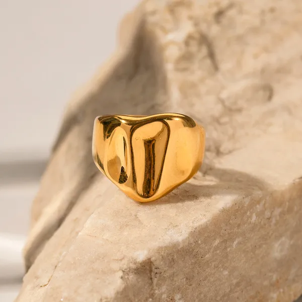 Golden_Pvd_Plated_Stainless_Steel_Ring_For_Women