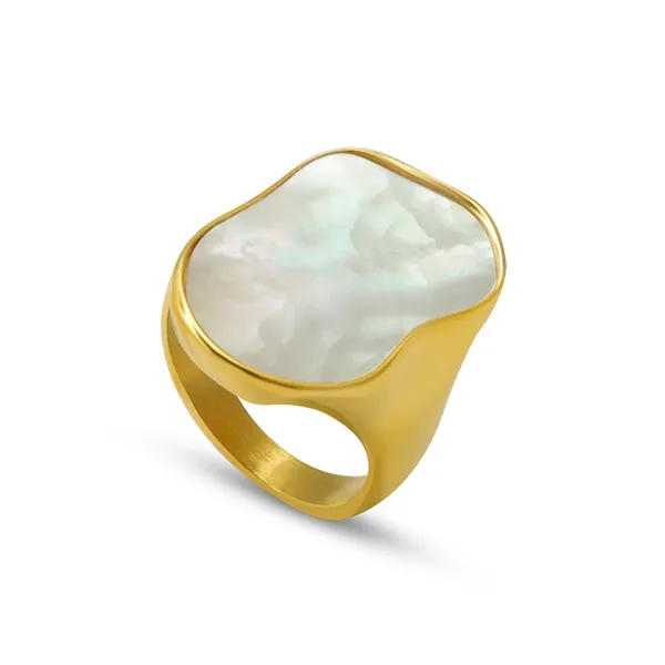 Golden_Pvd_Plated_Stainless_Steel_Ring_For_Women